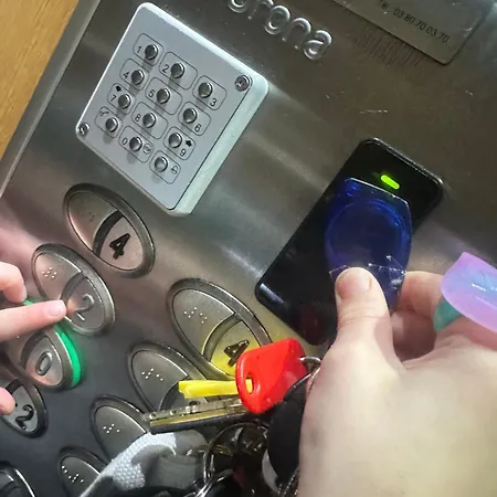 Elysee Darcy - Devosge Hyper Centre ,liberte Gare - *